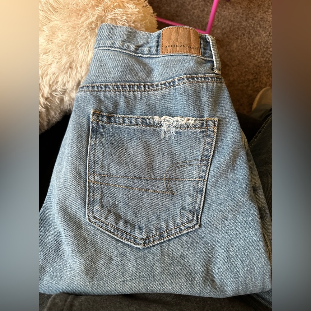 American Eagle mom jeans